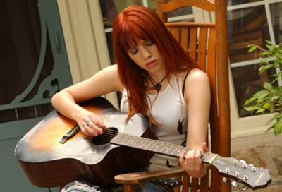 Voici Alexz Johnson, M.. Musique - Rock - 